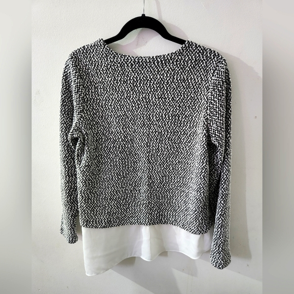 Suzy Shier Asymmetrical Two Tone Popcorn Top For Women Size Medium - Picture 2 of 4